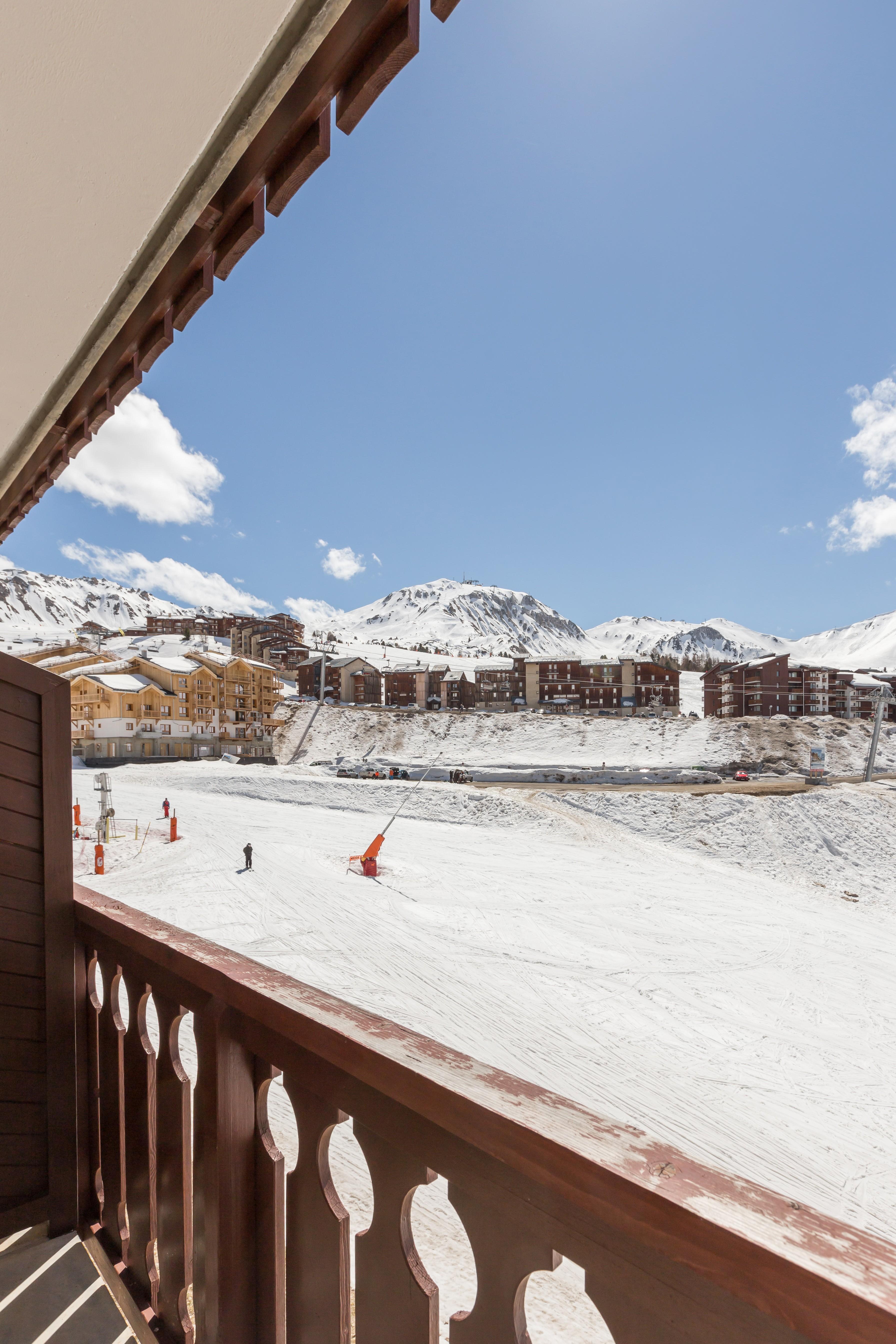 Residence Pierre & Vacances Le Mont Soleil La Plagne Exteriör bild
