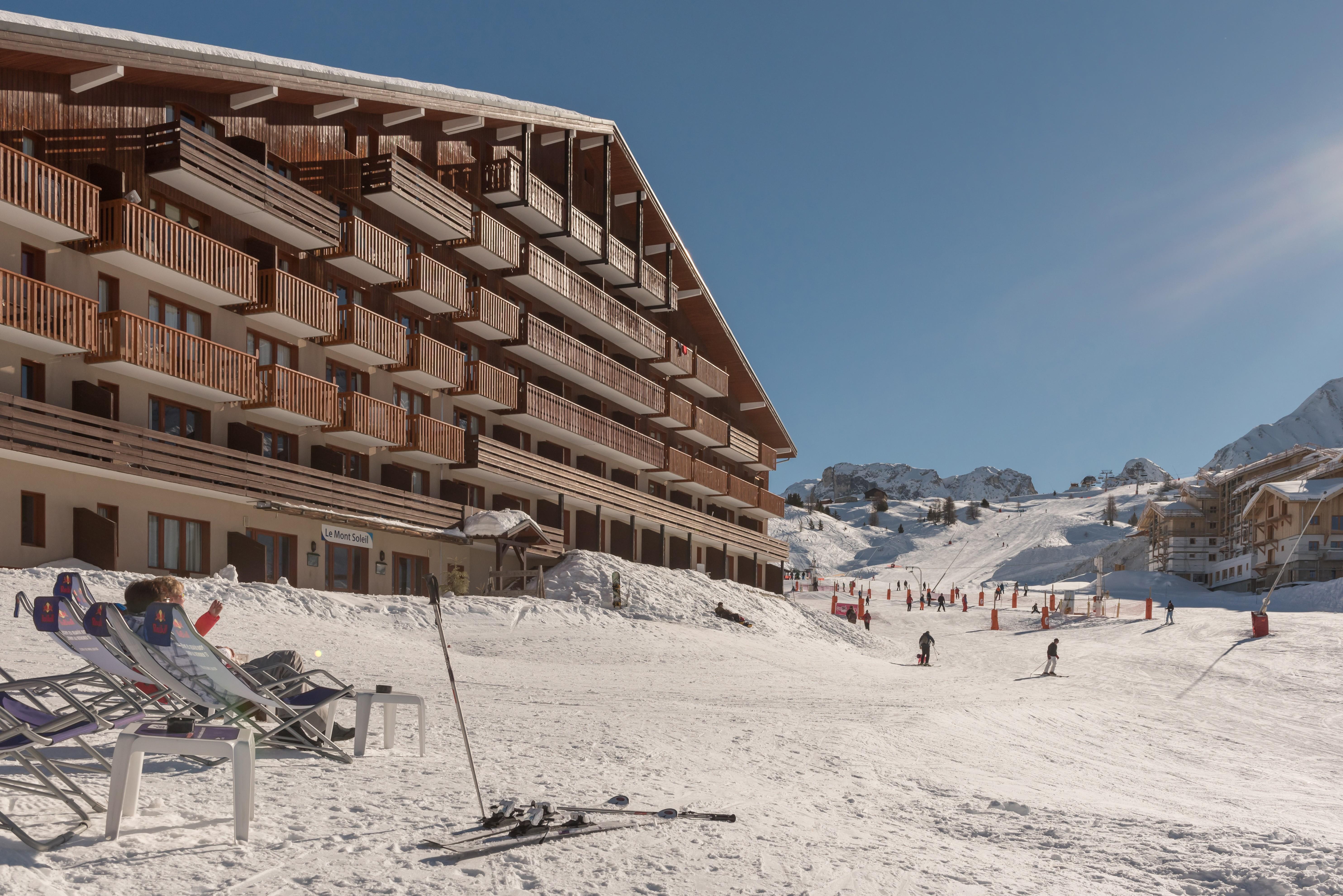 Residence Pierre & Vacances Le Mont Soleil La Plagne Exteriör bild