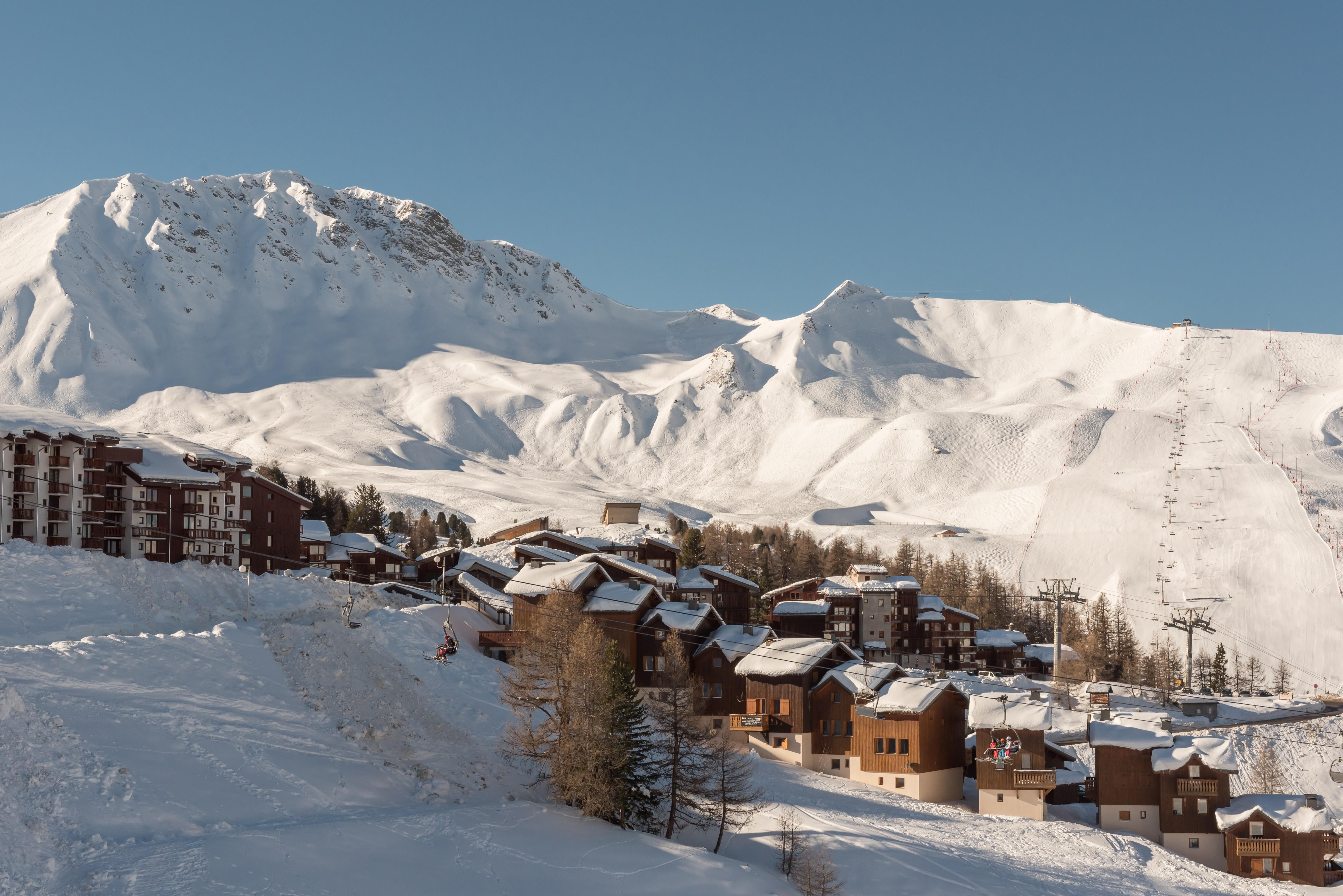 Residence Pierre & Vacances Le Mont Soleil La Plagne Exteriör bild